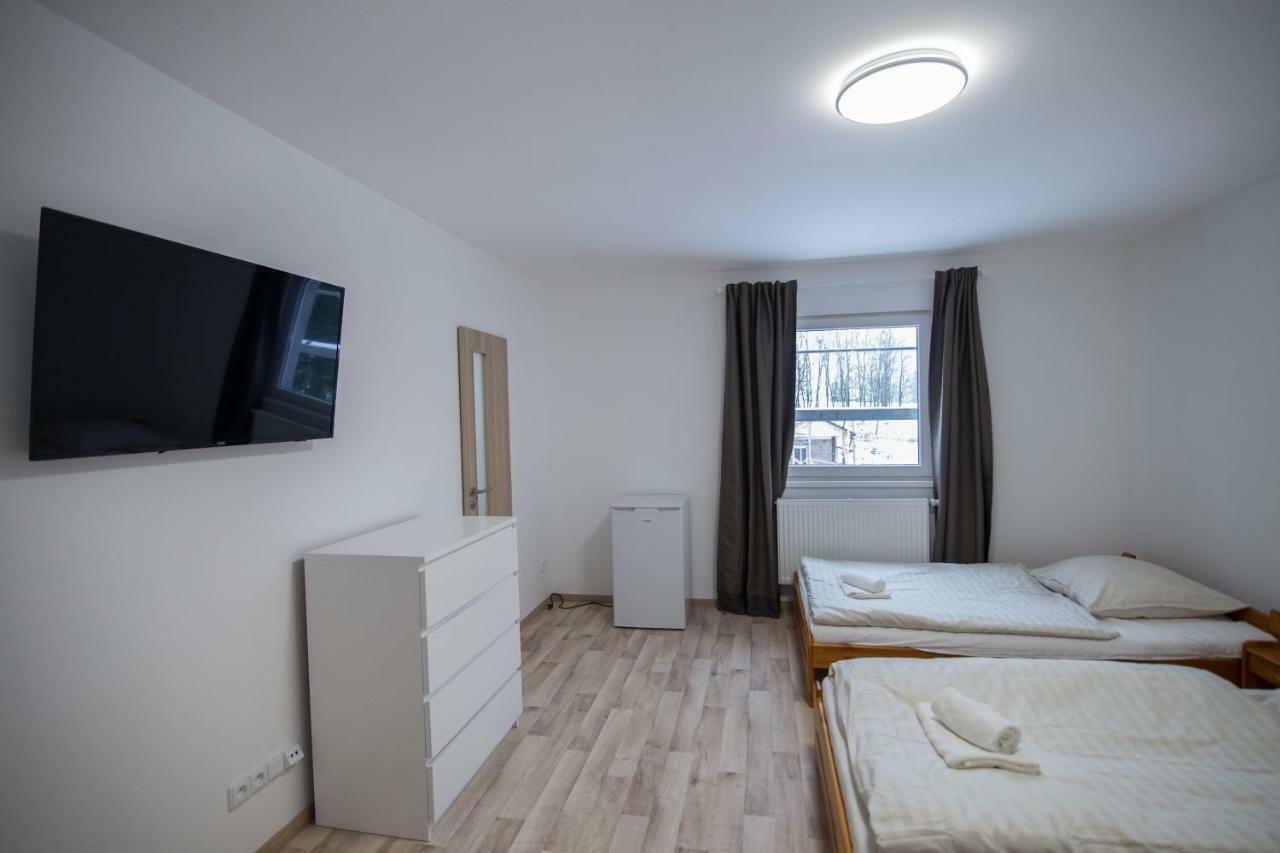 Apartment Sarka Hostka  Esterno foto