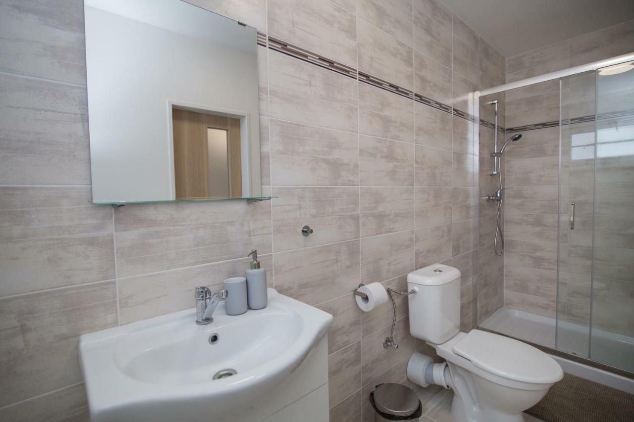 Apartment Sarka Hostka  Esterno foto